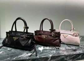 Picture of Prada Handbags _SKUfw204003365fw